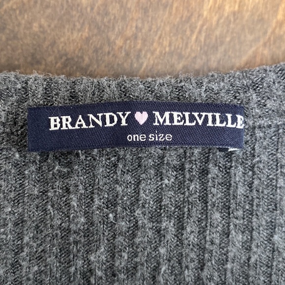 Brandy Melville ribbed long sleeve - Picture 3 of 3